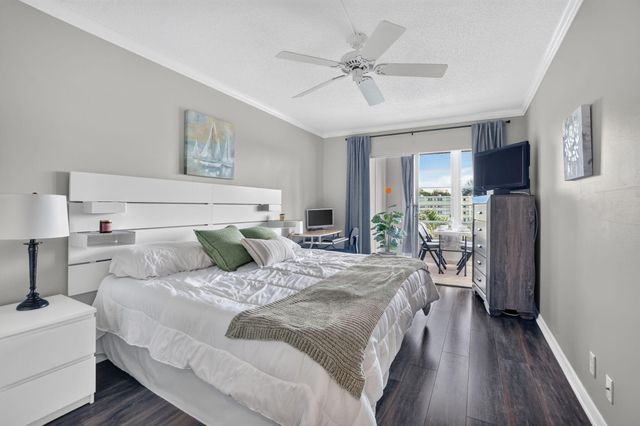 3056 NEWPORT N, Deerfield Beach, FL 33442