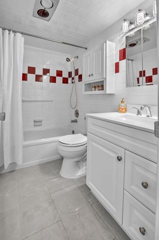 3056 NEWPORT N, Deerfield Beach, FL 33442