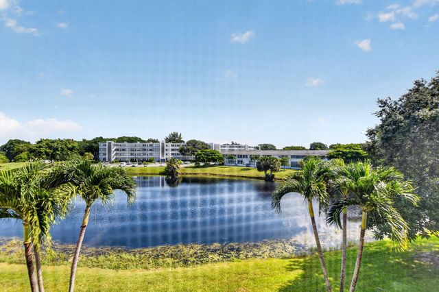 3056 NEWPORT N, Deerfield Beach, FL 33442