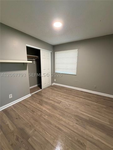 3100 Riverside Dr 104, Coral Springs, FL 33065