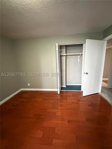 3100 Riverside Dr 104, Coral Springs, FL 33065