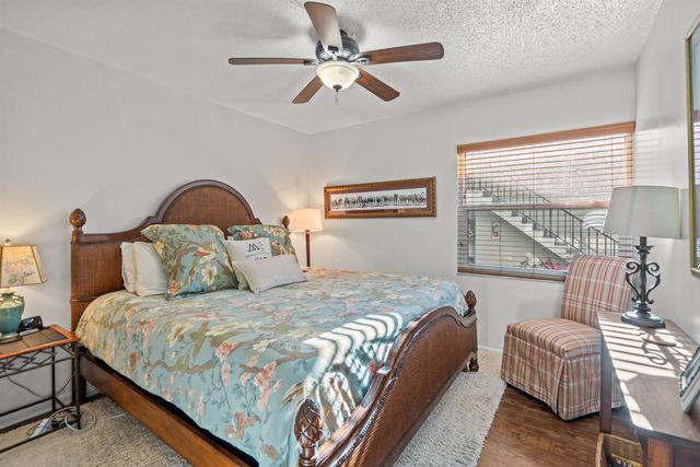 11 Tarragona Ct, St Augustine, FL 32086