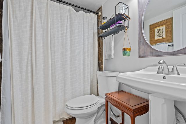 11 Tarragona Ct, St Augustine, FL 32086