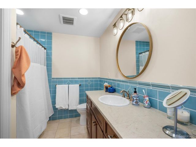 3236 S Saint Paul St, Denver, CO 80210