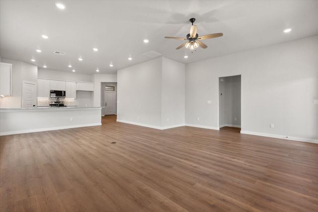 304 E 24th Street, Wolfforth, TX 79382