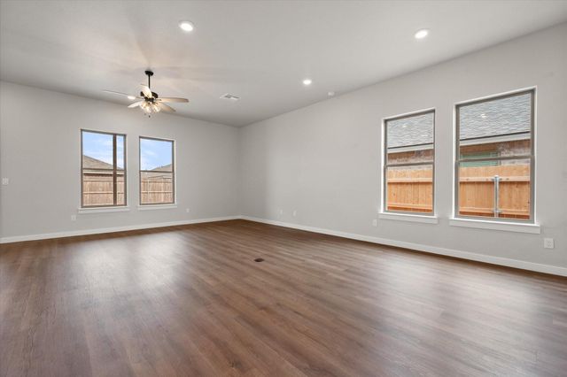 304 E 24th Street, Wolfforth, TX 79382