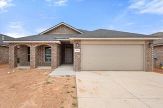 304 E 24th Street, Wolfforth, TX 79382