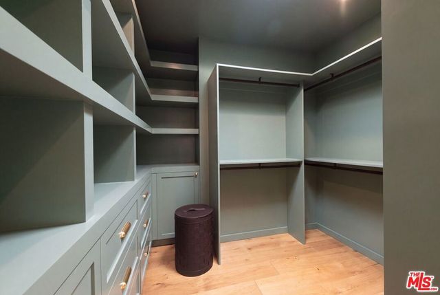 11373 Homedale Street, Los Angeles, CA 90049