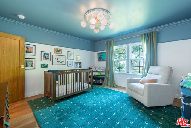11373 Homedale Street, Los Angeles, CA 90049