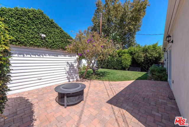 11373 Homedale Street, Los Angeles, CA 90049