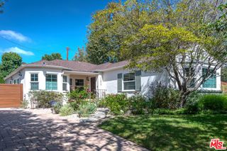 11373 Homedale Street, Los Angeles, CA 90049