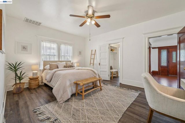 2063 Rosedale Ave, Oakland, CA 94601