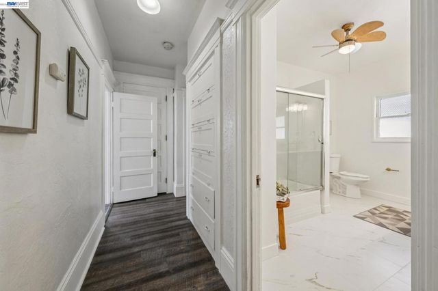 2063 Rosedale Ave, Oakland, CA 94601