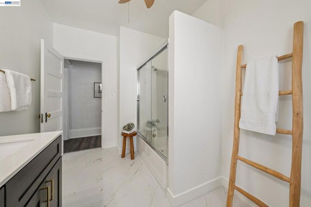 2063 Rosedale Ave, Oakland, CA 94601