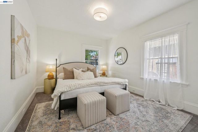 2063 Rosedale Ave, Oakland, CA 94601