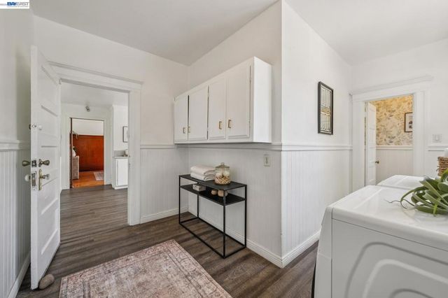 2063 Rosedale Ave, Oakland, CA 94601