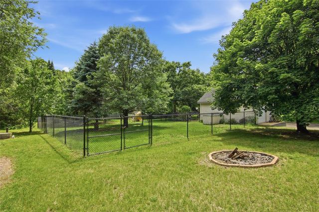 E4520 Woodfield Road, Eau Claire, WI 54701