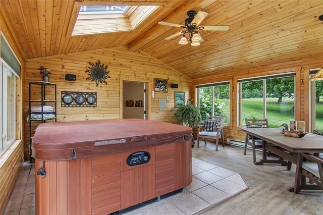 E4520 Woodfield Road, Eau Claire, WI 54701