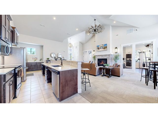4672 Hahns Peak Dr 302, Loveland, CO 80538