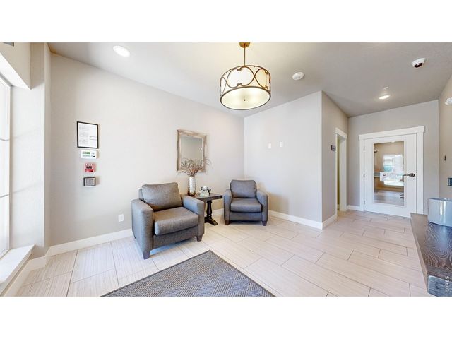 4672 Hahns Peak Dr 302, Loveland, CO 80538