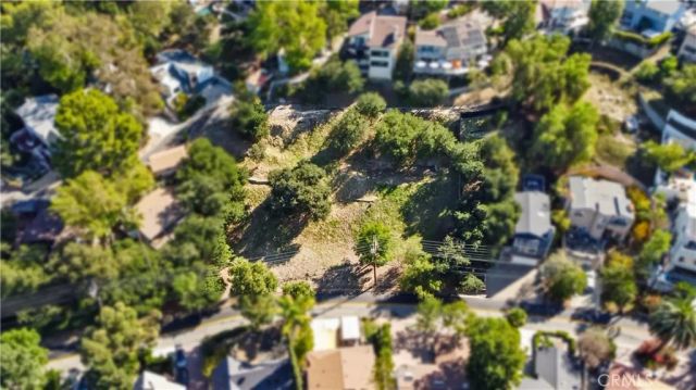 4256 N Canoga, Woodland Hills, CA 91364