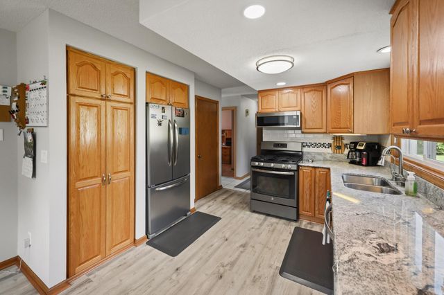 1830 61st Avenue N, Saint Cloud, MN 56303