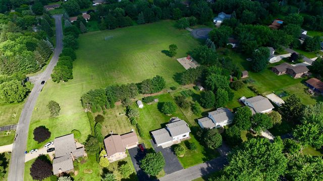 1830 61st Avenue N, Saint Cloud, MN 56303