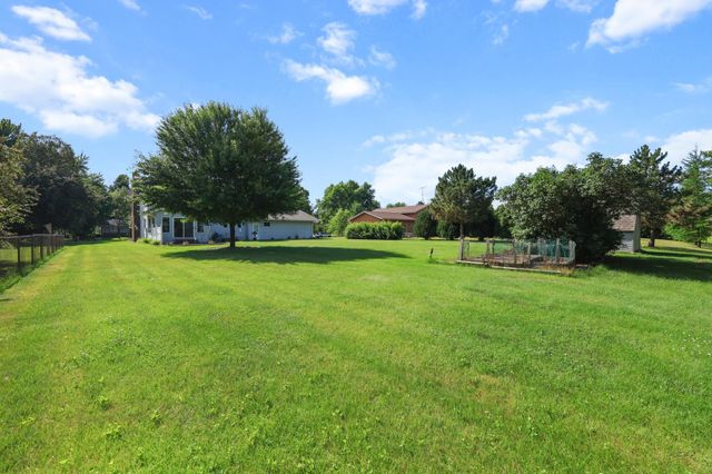 1830 61st Avenue N, Saint Cloud, MN 56303
