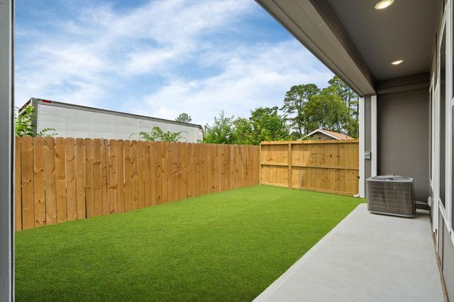 5817 Highland Sun Lane, Houston, TX 77091