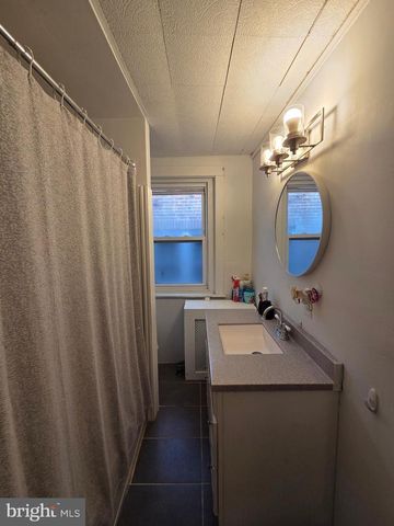 2408 KUTZTOWN RD, Reading, PA 19605