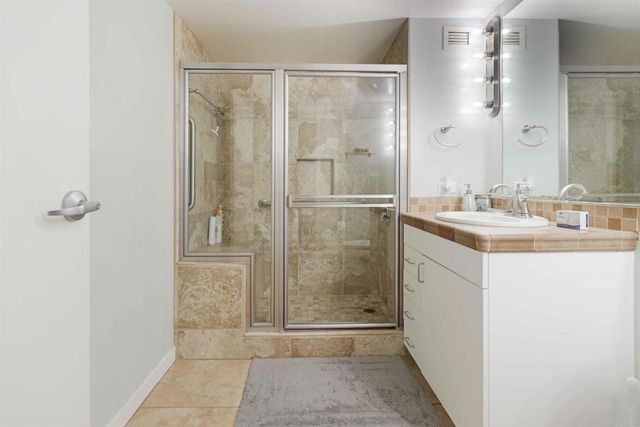 425 W Beech Street 851, San Diego, CA 92101