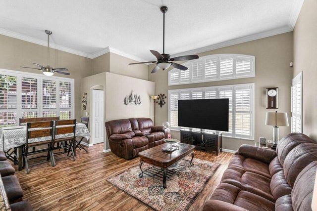 5696 Muirfield Village Circle, Lake Worth, FL 33463