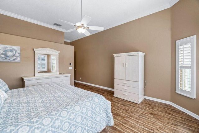 5696 Muirfield Village Circle, Lake Worth, FL 33463