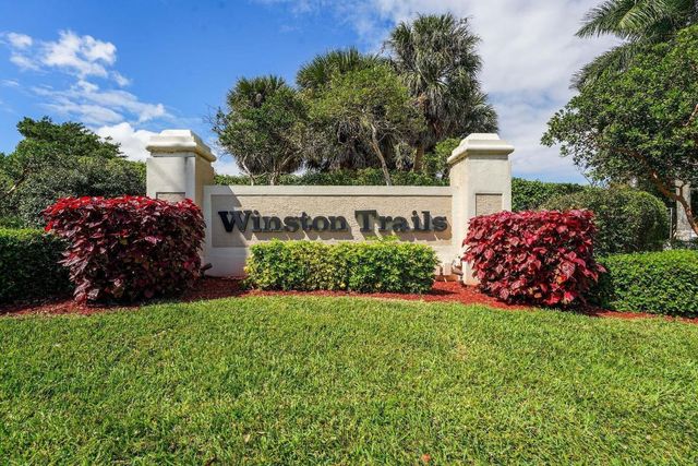 5696 Muirfield Village Circle, Lake Worth, FL 33463