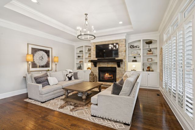 2433 Durham Manor Dr, Franklin, TN 37064