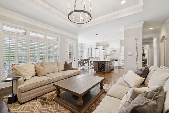 2433 Durham Manor Dr, Franklin, TN 37064