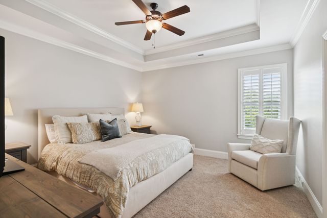 2433 Durham Manor Dr, Franklin, TN 37064