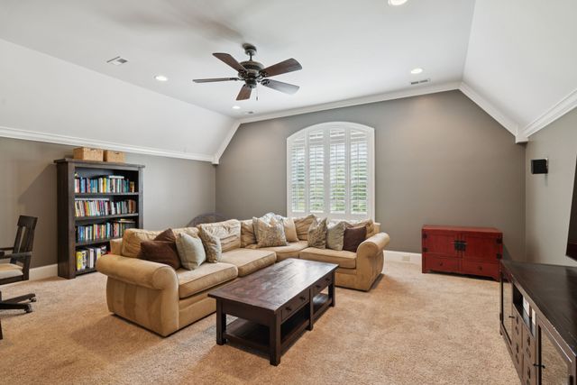 2433 Durham Manor Dr, Franklin, TN 37064