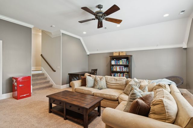2433 Durham Manor Dr, Franklin, TN 37064