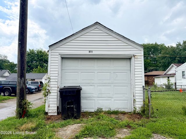 900 Beecher St, Louisville, KY 40215
