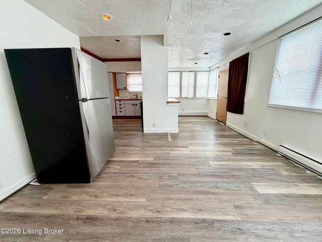 900 Beecher St, Louisville, KY 40215