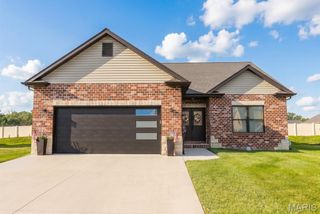 428 Firestone Street, Freeburg, IL 62243