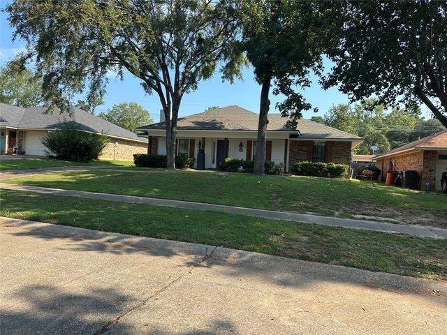 9319 Lytham Drive, Shreveport, LA 71129