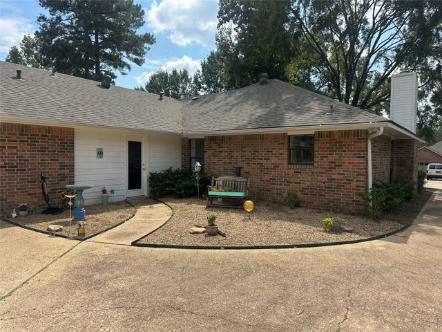 9319 Lytham Drive, Shreveport, LA 71129