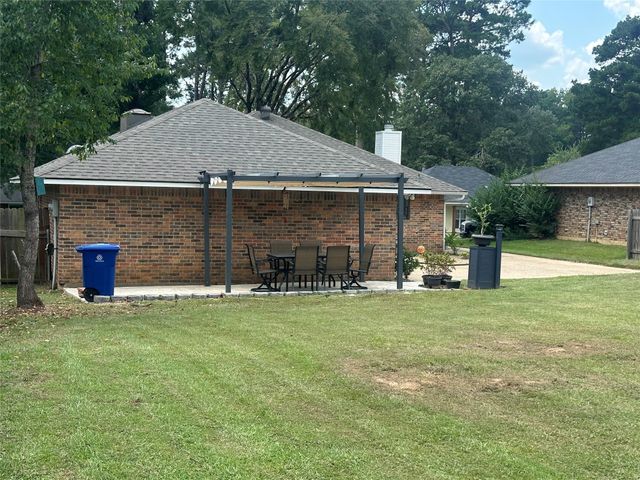 9319 Lytham Drive, Shreveport, LA 71129