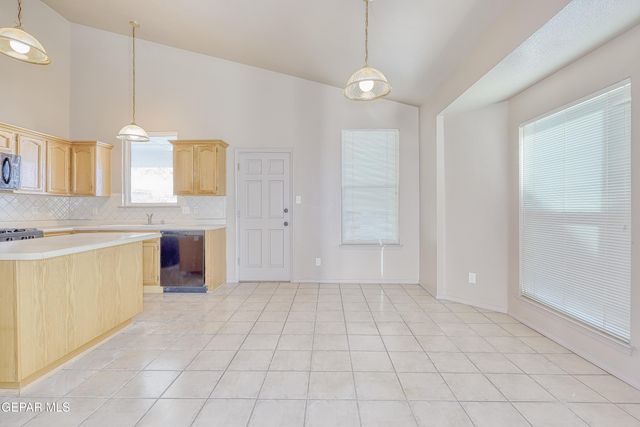 4429 LOMA DIAMANTE Drive, El Paso, TX 79934