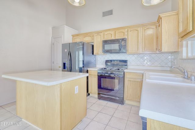 4429 LOMA DIAMANTE Drive, El Paso, TX 79934