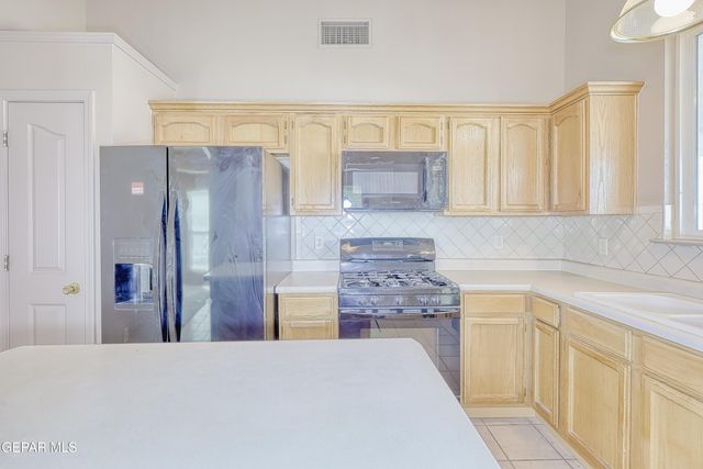 4429 LOMA DIAMANTE Drive, El Paso, TX 79934