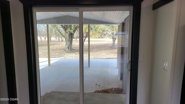 6798 Hwy P, Joplin, MO 64804