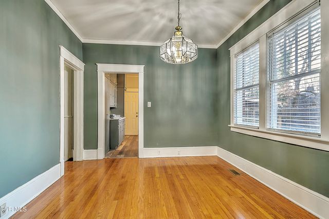 726 Lawrence Avenue, Bristol, VA 24201